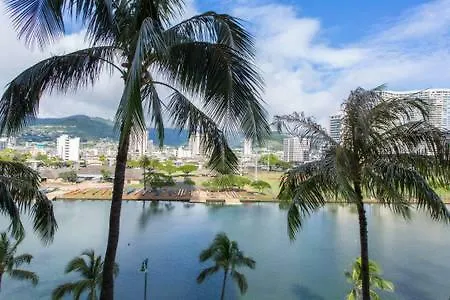 Apartment Hawaiian Monarch Upgraded Modern Studio Honolulu