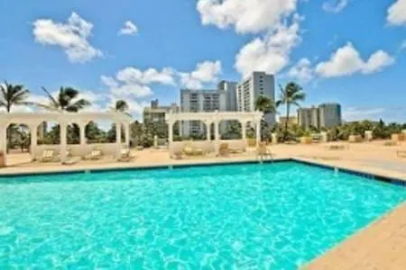 Apartment Hawaiian Monarch Upgraded Modern Studio Honolulu United States